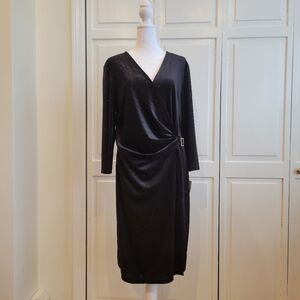 Elegant V-Neck Draped Anne Klein Black dress Size 14
